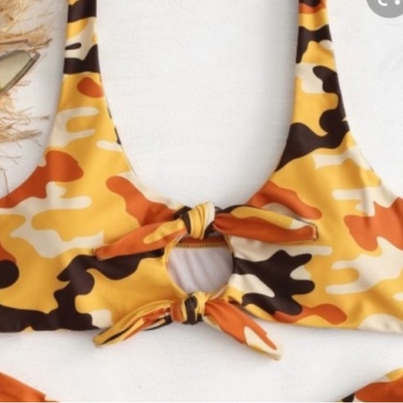 Zaful | Bikini Tops - Picture 2 of 13